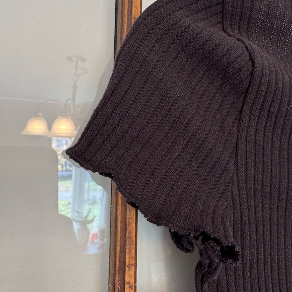 H&M Black Ribbed Cropped Women's Top - Picture 3 of 4